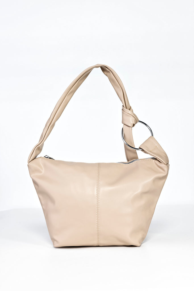Lily light brown