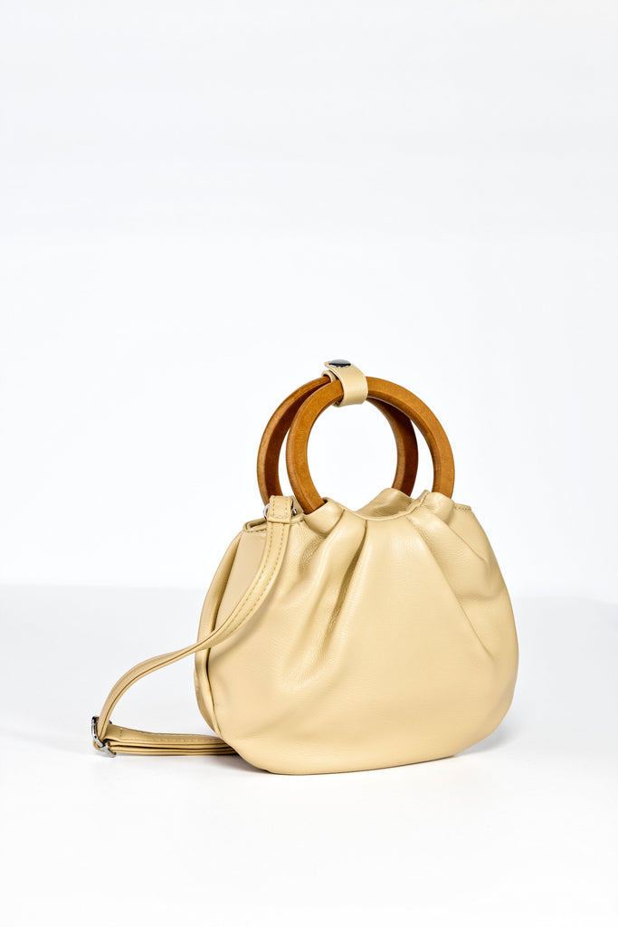 Naomi light brown