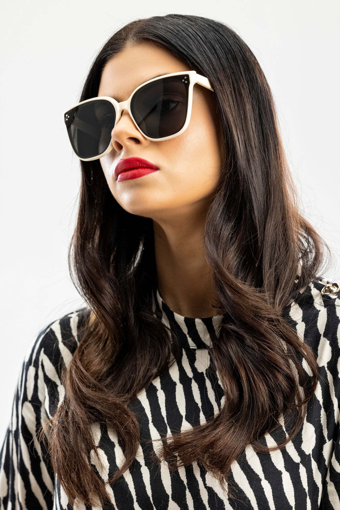 Valerie frames best sale sunglasses